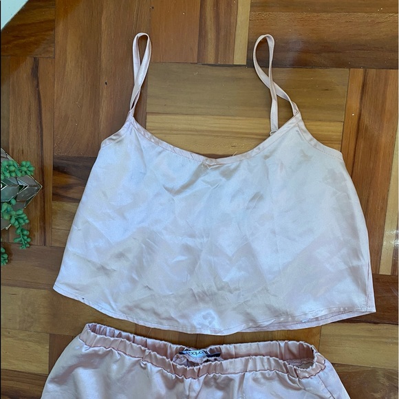 BOOHOO Satin pyjamas - Picture 3 of 7